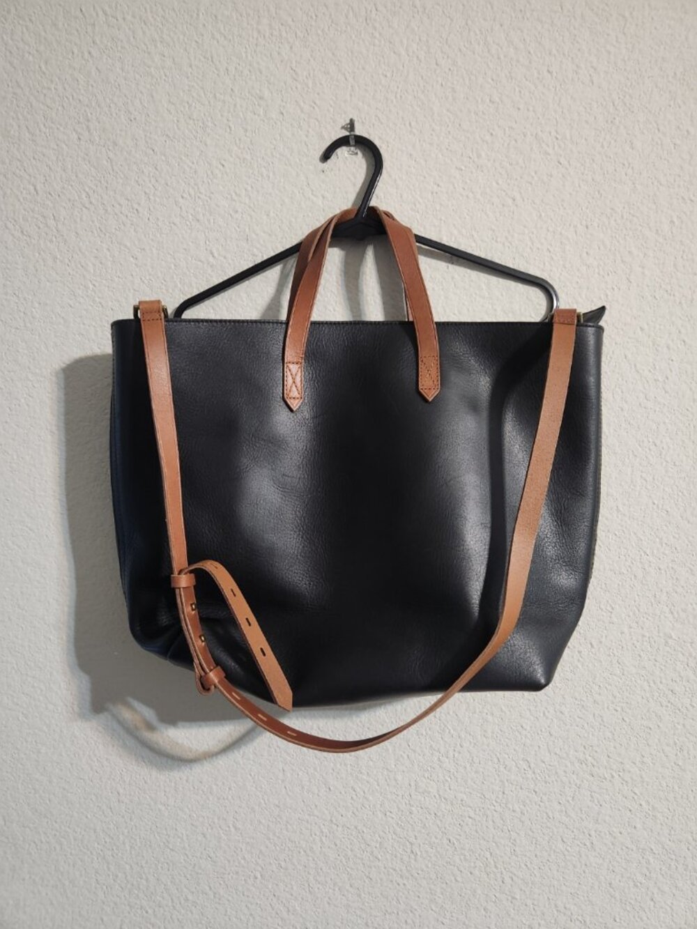 Madewell NWT The Zip-Top Transport Carryall Black with brown straps
